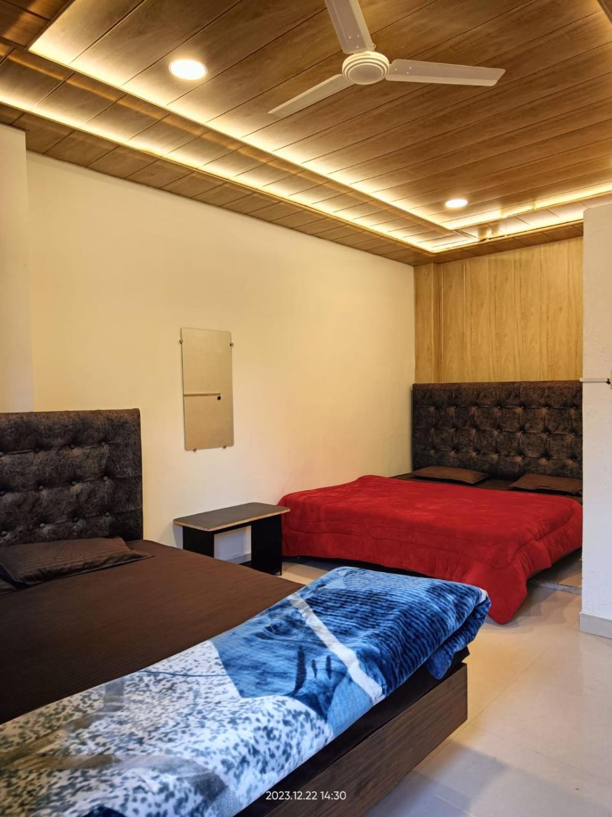 Pallav Guest House ウッジャイン エクステリア 写真