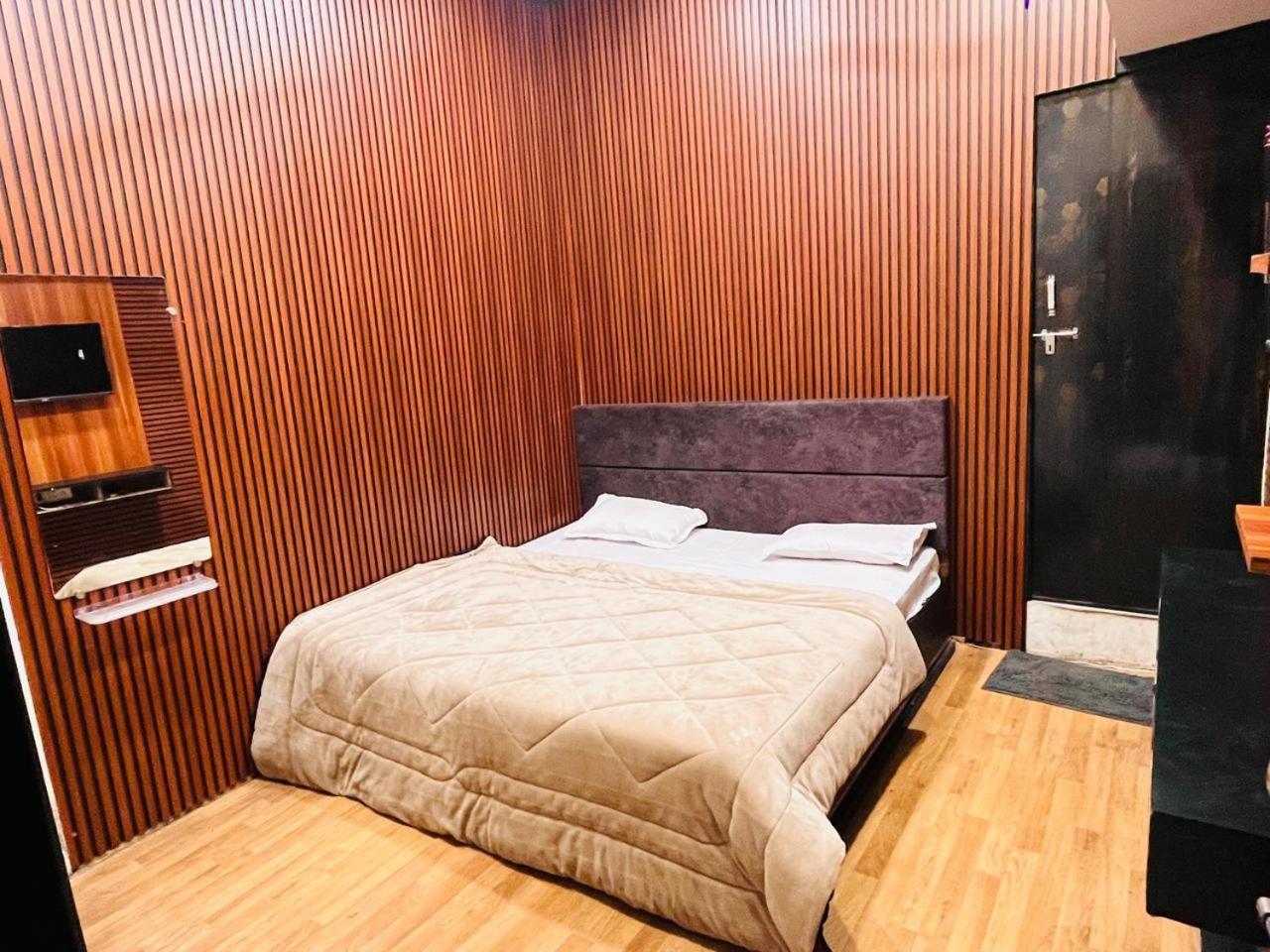 Pallav Guest House ウッジャイン エクステリア 写真