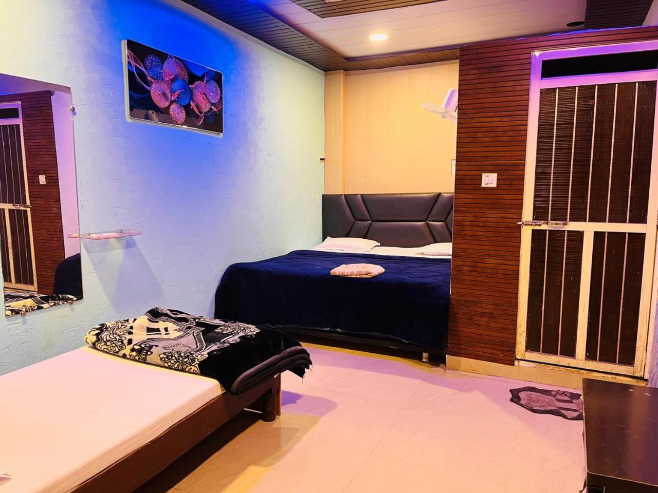 Pallav Guest House ウッジャイン エクステリア 写真